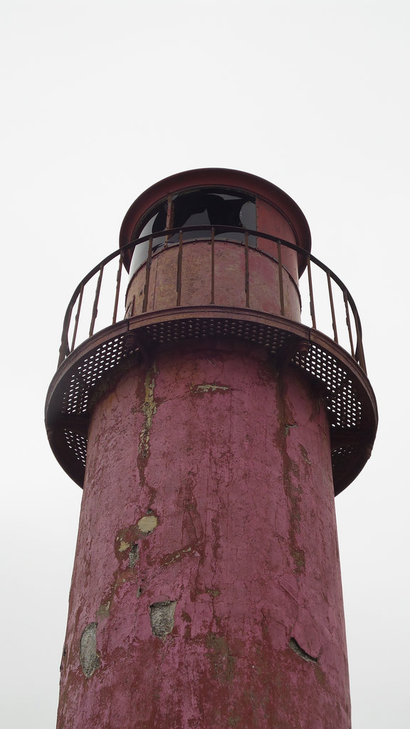 phare IAM endommagé détail